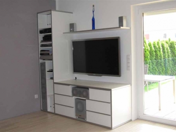 Design TV Möbel weiß mit Alukante